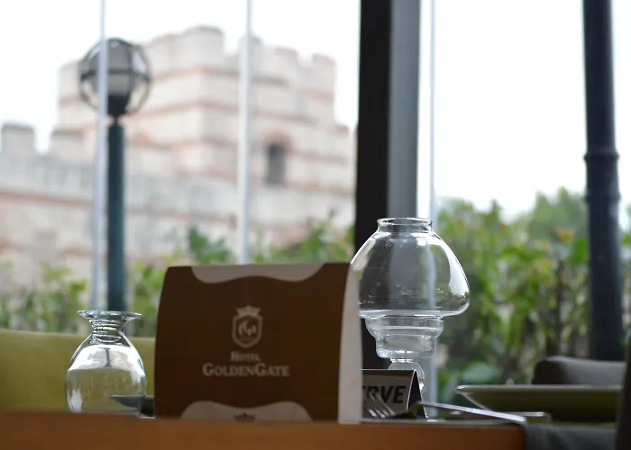 Hotel Golden Gate Topkapi 3*