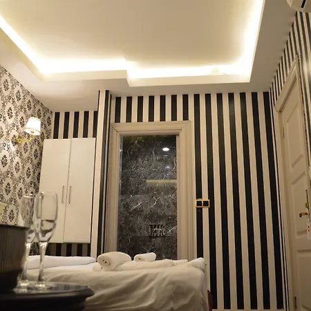 Golden Gate Topkapi Hotel 3*