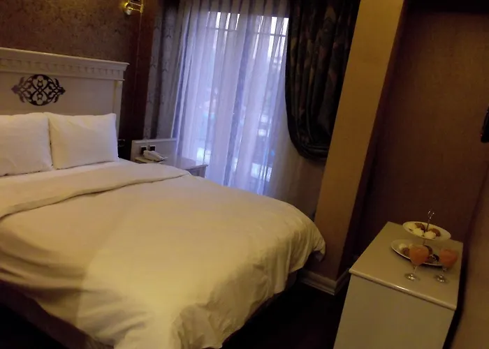 Golden Gate Topkapi Hotel 3*