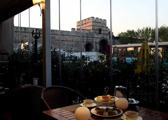 Golden Gate Topkapı Hotel Istanboel